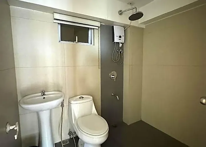 Cozi Modern Hotel