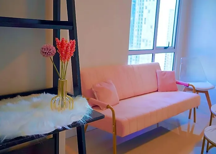 Cozi Modern 4*