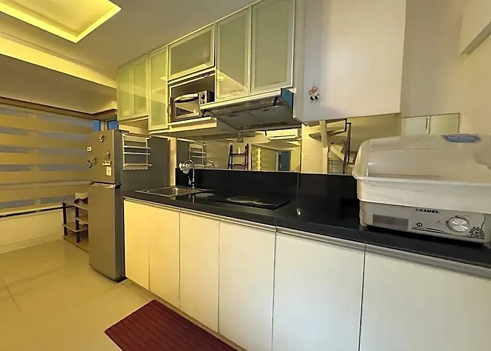 Cozi Modern Hotel 4*